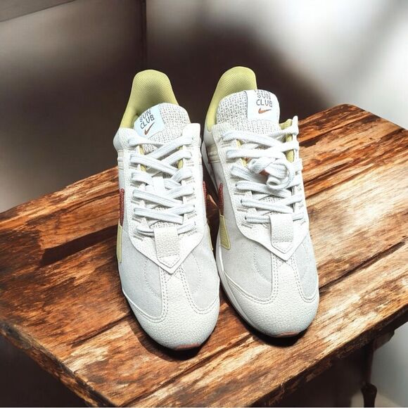 NIKE Air Footwear l Move to Zero l Lt Orewood/Burnt Sunrise l 10.5 l EUC in box - Picture 10 of 15